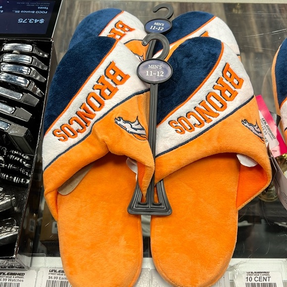 Licensed NFL Denver’s Broncos Slippers House Shoes - Picture 1 of 1